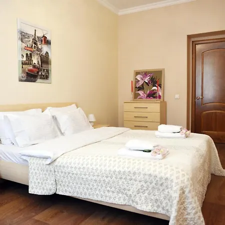 Premium Rent In Centre - *